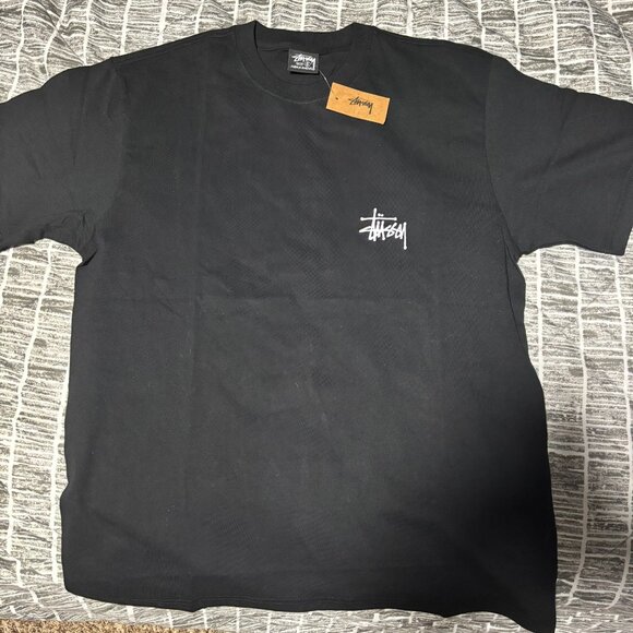 Mens Black stussy tee with back design. - Picture 1 of 4